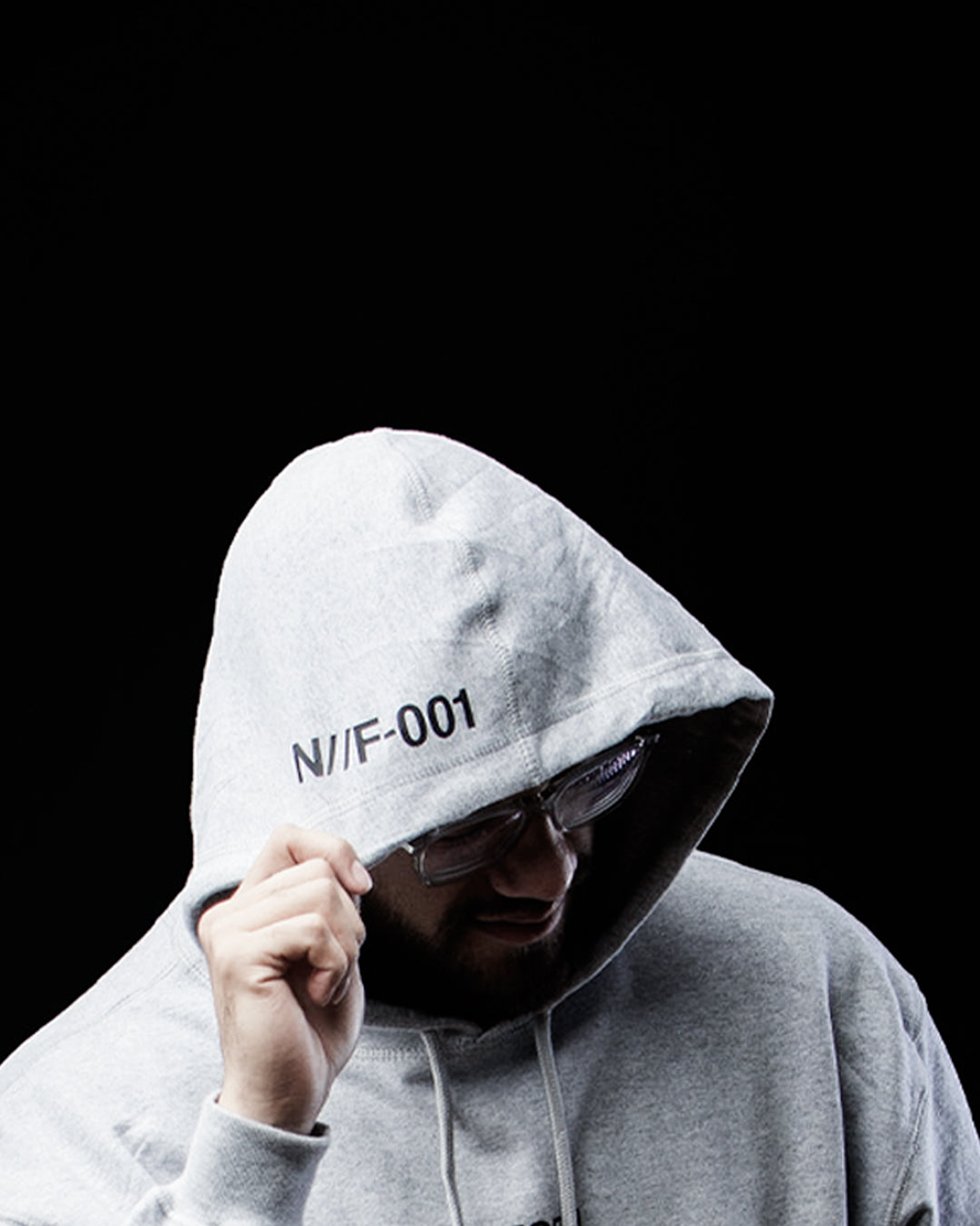 NF-001 // Gris